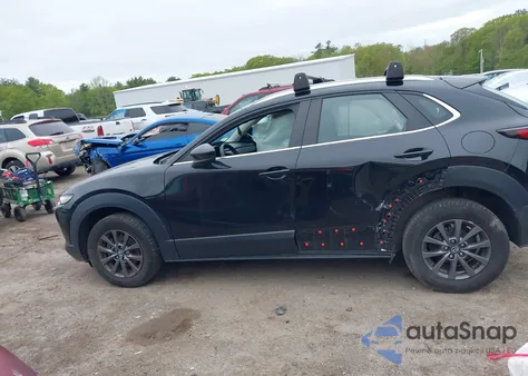 2021 Mazda Cx-30 2.5 S z USA, uszkodzony, nr VIN 3MVDMBAL6MM216396